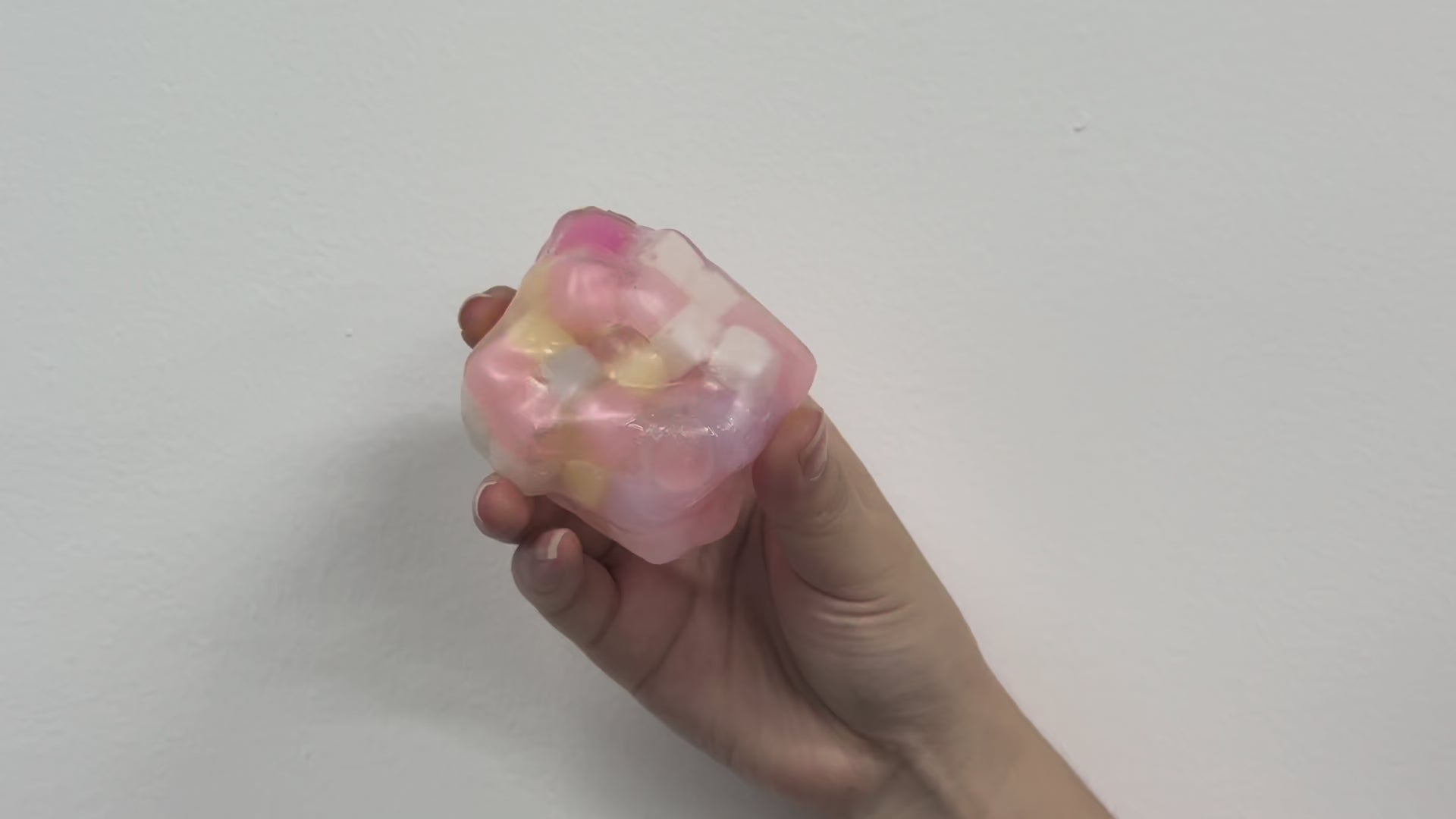 Colorful Cube‑Filled Slow Rising Squishy Toy, Transparent Soft Squeeze Stress Relief Ball, Cute Mochi Fidget Hand Toy